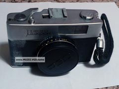 Фотоаппарат 'ФЭД-микрон' / A Soviet camera 'FED Micron'